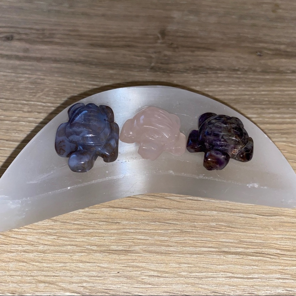Mini turtles 🐢🐢 crystals - Picture 3 of 3